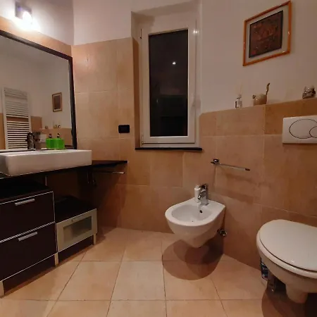 Apartment Giuggiolhouse Genoa